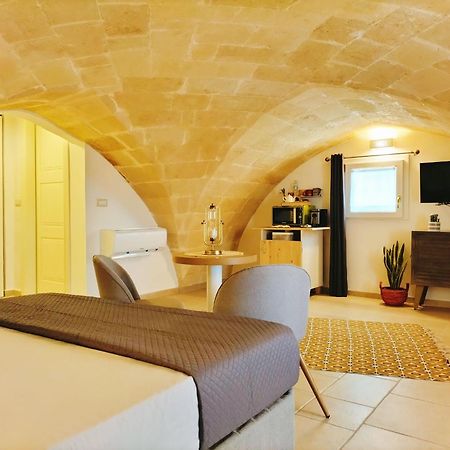 Domus Santi Medici Affittacamere Massafra Εξωτερικό φωτογραφία